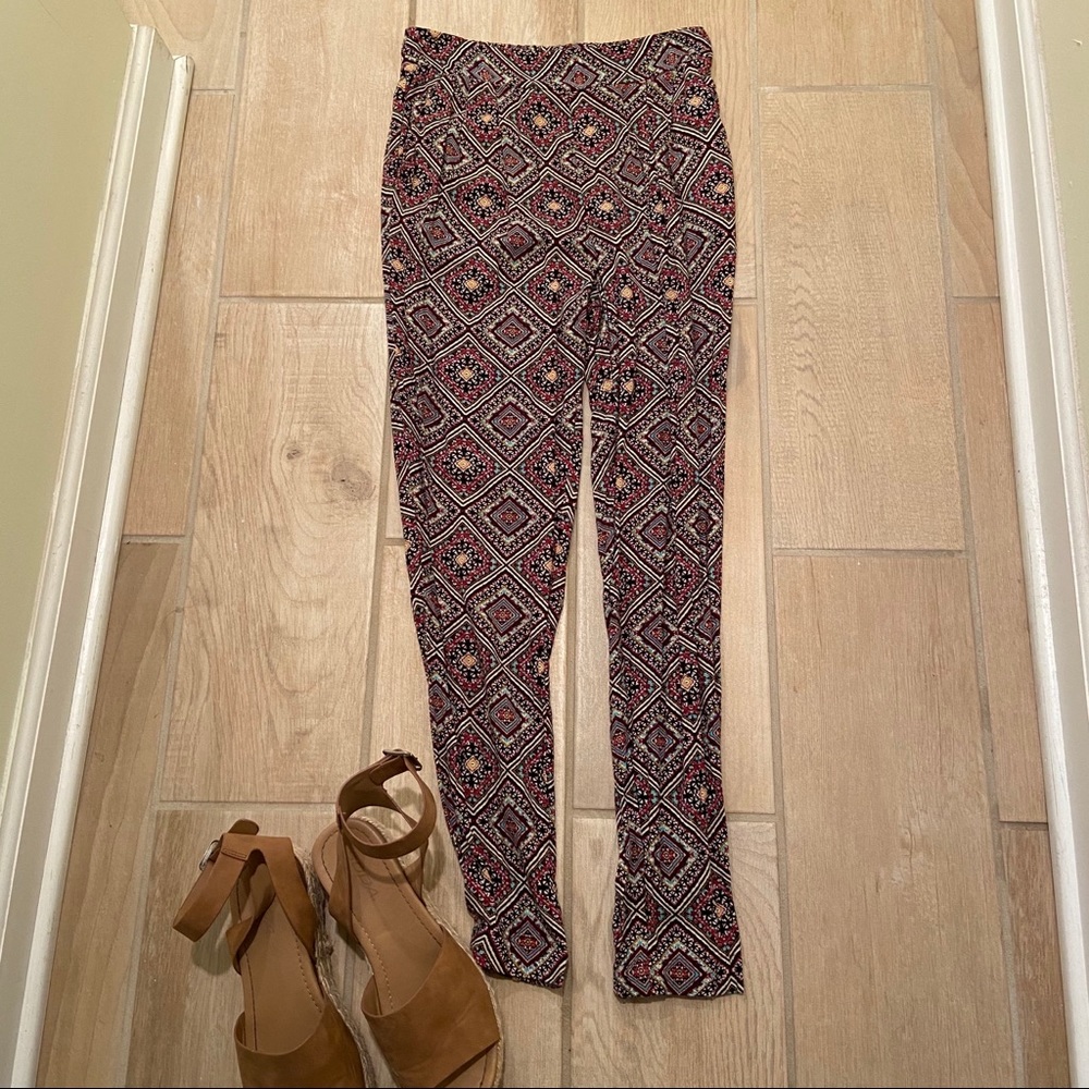 Patterned Forever 21 joggers